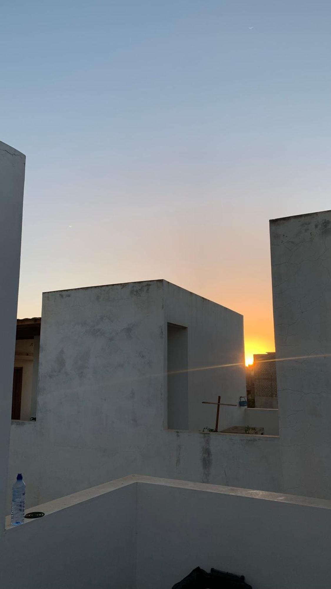 Dar Dyali Rooftop ⁿᵉᵃʳ ⁿᵍᵒʳ ᵇᵉᵃᶜʰ ᵃⁿᵈ ⁱˢˡᵃⁿᵈ Dakar Kültér fotó